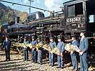 A ceremony thanking the steam crews was held at Mitsumine-guchi