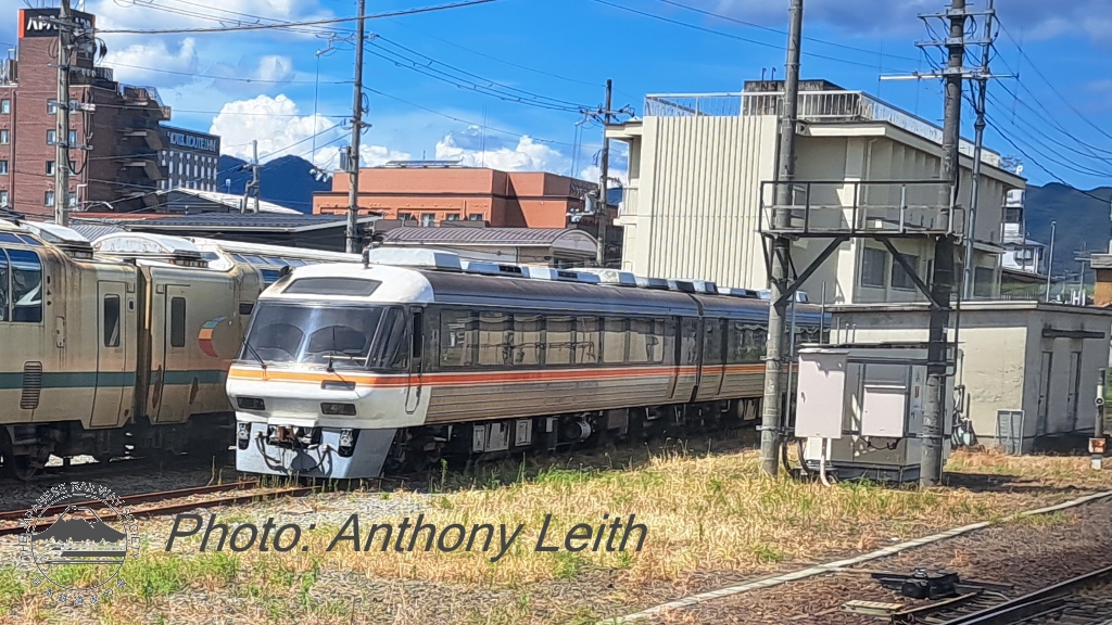 kiha85-nishimaizuru-25082023.jpg